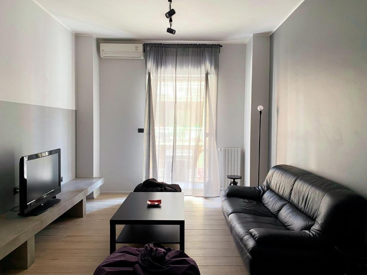 Duo Apartment Σαλέρνο Εξωτερικό φωτογραφία