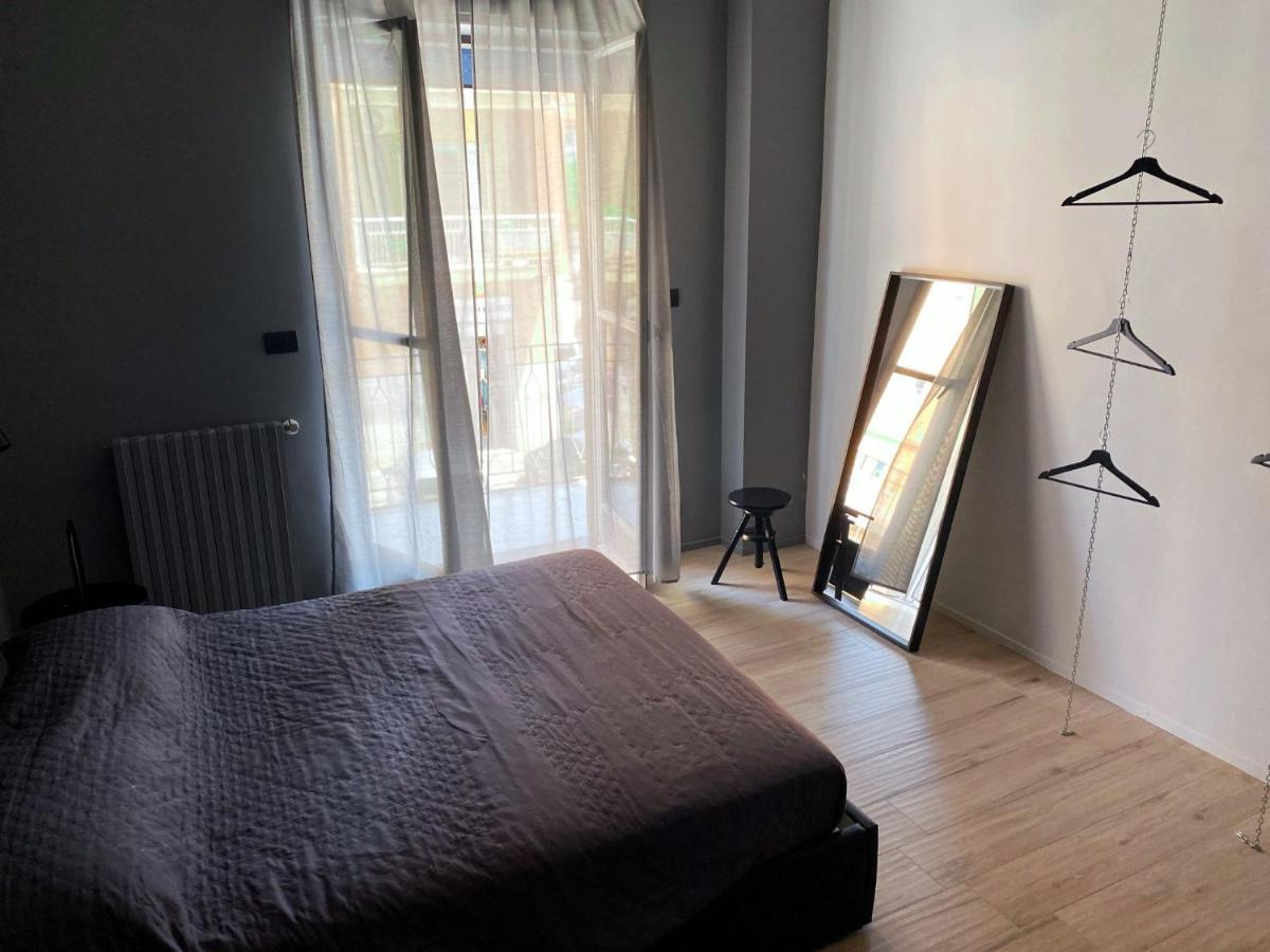 Duo Apartment Σαλέρνο Εξωτερικό φωτογραφία